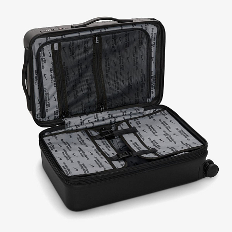 Чемодан NIKE NK 22IN HARDSHELL LUGGAGE
