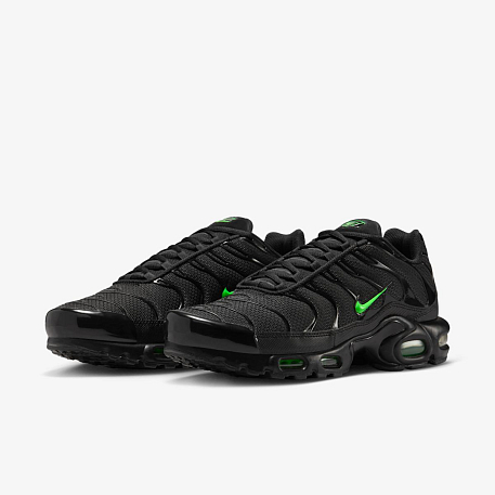 Кроссовки NIKE AIR MAX PLUS