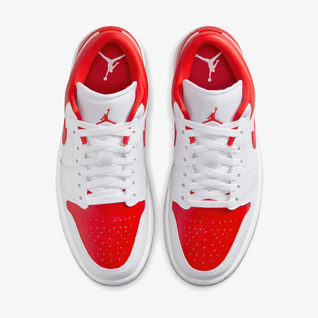 Кроссовки WMNS AIR JORDAN 1 LOW