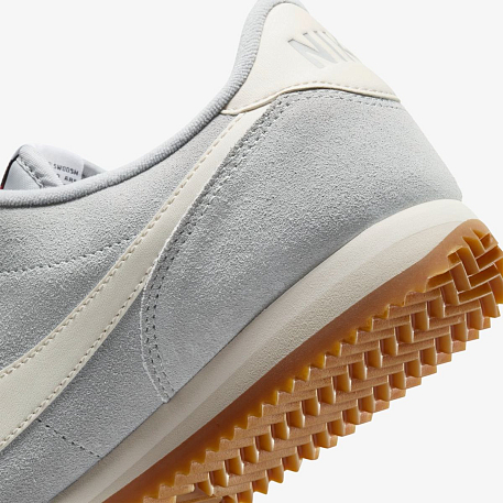 Кроссовки NIKE W CORTEZ