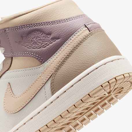Кроссовки AIR JORDAN 1 MID