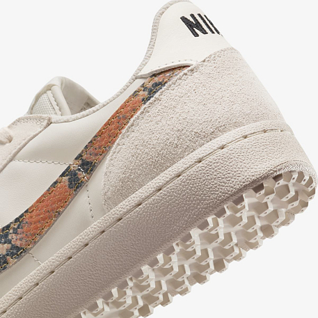 Кроссовки NIKE FIELD GENERAL