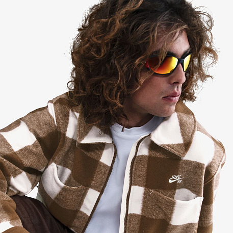 Ветровка NIKE U NK SB ESSNTL STRTDYMRN SHCKT