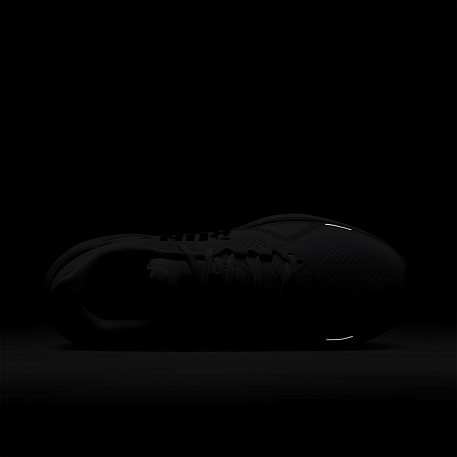 Кроссовки NIKE STRUCTURE 26 RUN