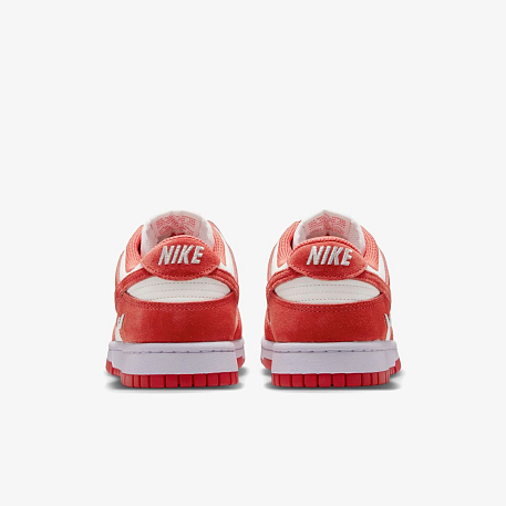 Кроссовки NIKE WMNS DUNK LOW