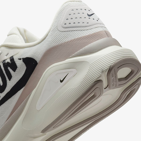 Кроссовки NIKE STRUCTURE 26 RUN