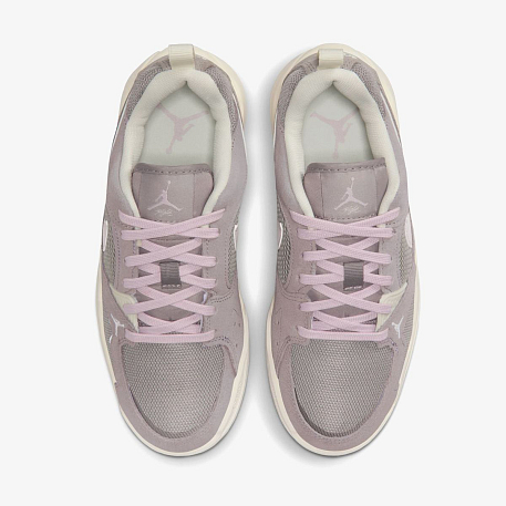 Кроссовки WMNS JORDAN CMFT ERA