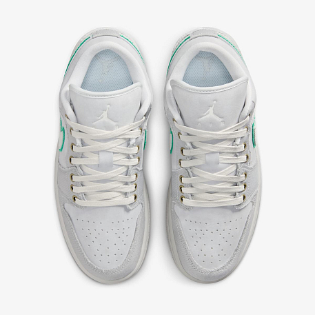 Кроссовки WMNS AIR JORDAN 1 LOW SE