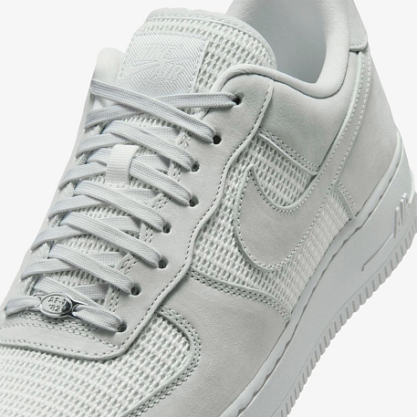 Кроссовки NIKE AIR FORCE 1 07 LV8
