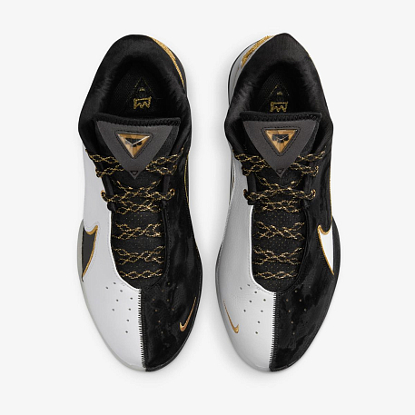 Кроссовки NIKE LEBRON XXII