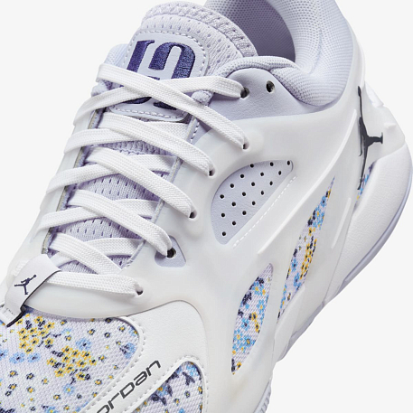 Кроссовки WMNS JORDAN HEIR SERIES