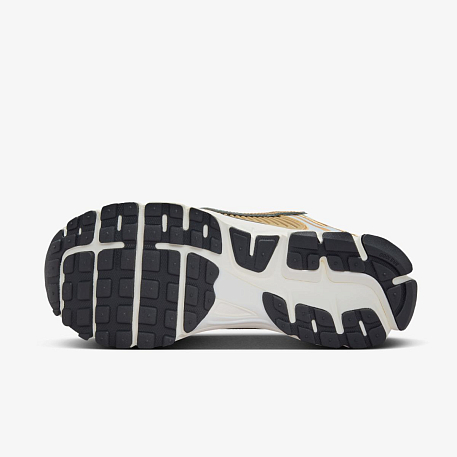 Кроссовки NIKE W ZOOM VOMERO 5