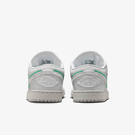 Кроссовки WMNS AIR JORDAN 1 LOW SE