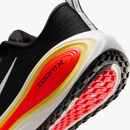 Кроссовки NIKE VOMERO PLUS