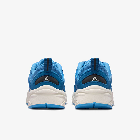 Кроссовки JORDAN WMNS JORDAN TRUNNER O/S