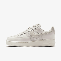 Кроссовки NIKE WMNS AIR FORCE 1 07